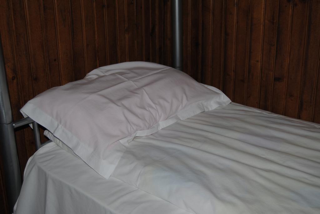Cornul Vanatorului Bungalows Piteşti Rom bilde